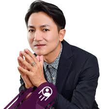 I'm excited to start this new creative journey in professional mode! Take a  look at my profile to learn more about me and follow me to stay connected.  #professionalmode