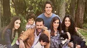 Quiénes son y qué hacen hoy los hijos de Eduardo Capetillo y Biby Gaytán