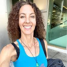 Laura Tuthill's Instagram, Twitter & Facebook