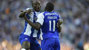 Game log, goals, assists, played minutes, completed passes and shots. Marega Und Aboubakar Der Terminator Und Der Prellbock Goal Com