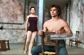 La vita di nureyev ha tutti i tratti tipici. Rudolf Nureyev Performs On The Set Of The Ballet Film Le Jeune Homme Rudolf Nureyev Nureyev Margot Fonteyn