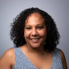 Gina Rosen's Instagram, Twitter & Facebook