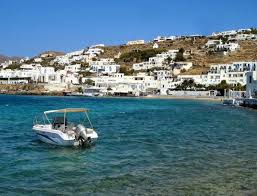 Πρωτεύουσα είναι η χώρα που βρίσκεται στη δυτική πλευρά του νησιού. Mykonos Greece Travel Guide Encircle Photos