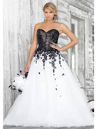 You can also filter out. 32 Black And White Wedding Dresses Combination Ideas White Wedding Dresses Wedding Dresses Black Wedding Dresses