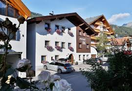 Buchen sie online haus monika in nesselwängle, österreich. Apartmenthaus Jorg Serfaus Aktualisierte Preise Fur 2021
