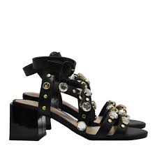 Jul 19, 2021 · vendita online di abbigliamento, scarpe e accessori per donna, uomo e bambino. Sandali Con Borchie Gioiello Liu Jo Miami 82 Srl