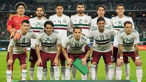 Nuevas leyendas,cielo rojo sangre,viuda negra Seleccion Mexicana El Uniforme Blanco Maldito Para La Seleccion Mexicana En La Fase De Grupos Del Mundial Marca Claro Mexico