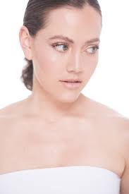 Sofia Williamson's Instagram, Twitter & Facebook