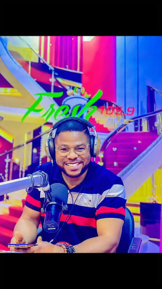 Yinka Ayefele Live