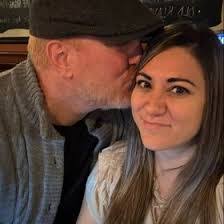 Lisa Suppa's Instagram, Twitter & Facebook