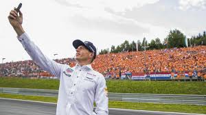 Was hälst du von eric verstappen? Max Verstappen Im Online Dating Erfolglos Frauen Glaubten Dem Formel 1 Star Nicht Eurosport