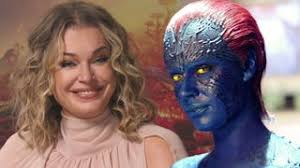 Queen Latifah Holds Hands With Girlfriend Eboni Nichols