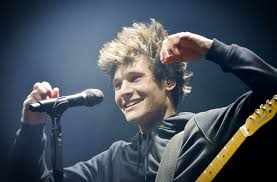 All songs by wincent weiss are here Wincent Weiss In Der Schleyerhalle Feuer Konfetti Und Familienalbum Kultur Stuttgarter Zeitung