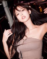 Jennie (BlackPink) đóng phim 18+ thay đổi ngành giải trí hái ra tiền | Báo  điện tử Tiền Phong