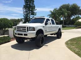 ford f 250 xlt super duty crew cab ford super duty trucks super duty trucks f250 pinterest