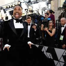 Billy porter rocks gold feathers on oscars 2020 red carpet. Why Billy Porter S Red Carpet Style Transcends Fashion Cnn Style