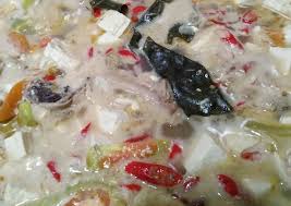 Tumis bumbu halus, masukkan serai, daun salam, dan daun jeruk sampai harum. Resep Garang Asem Ayam Yang Renyah Resep Masakan Bunda