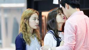 It's because the size of her face and her hand look so small that when drinking soju it looks as if she is drinking a cup of oh my ghost. Oh My Ghost Netflix