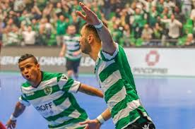 Sport cardio roi au brésil, en italie ou encore en espagne, le foot à cinq a mis du temps avant au futsal, 70% des passes ont une vitesse comprise entre 14 et 38 km/h. Nearly Half A Million Watched Sporting V Benfica In The Uefa Futsal Champions League Via Sporting Tv Futsal Focus