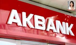 Feyyaz yiğit reklam yüzü olduğu için akbank reklamlarında bizimle beraber. Yazilimci Sedat Kapanoglu Yanitladi Akbank Taki 43 Saatlik Kesintide Neler Yasandi