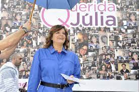 Mister world 1998 was the 2nd edition of the mister world competition. Julia Pinheiro Exibe Novo Corte De Cabelo Veja A Mudanca