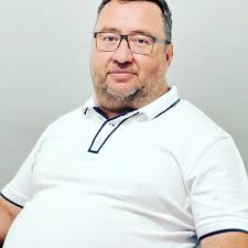 Patrick Pinelli's Instagram, Twitter & Facebook