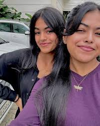 Sona (@sona_saji) • Instagram photos and videos