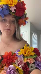 I wanted to show off my hard work for this years halloween costume  🌷🌸🌺🌻🌺🌸 #midsommarmovie #midsommar #midsommarcosplay #mayqueen  #halloween #halloweenlook #halloweencostume #halloweendiy #flowers ...