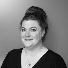 Shana Starks's Instagram, Twitter & Facebook