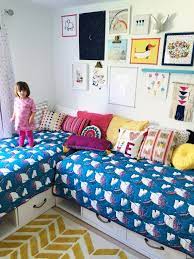 Awesome Way To Do A Kids Shared Bedroom Need For My Boys Love This Modern Boho Shared Bedroom For Shared Girls Bedroom Small Kids Room Kids Shared Bedroom