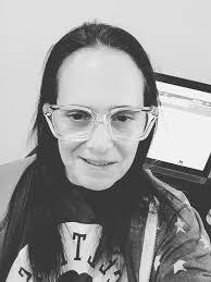 Amber Hatter's Instagram, Twitter & Facebook