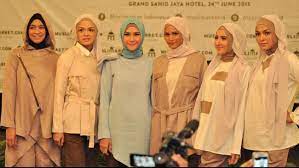 Trend model baju terbaru zaskia adya mecca. Koleksi Terbaru Busana Muslim Formal Ala Zaskia Adya Mecca