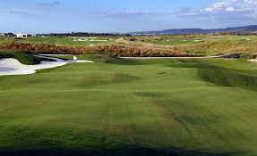 Nos hace mucha ilusión anunciar que el próximo lunes 25 reabriremos el encin golf y para ellos hemos preparado una serie de medidas para asegurar un entorno seguro para que puedas disfrutar al máximo de golf. Encin Golf In Alcala De Henares Madrid