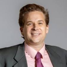 Daniel Kirk's Instagram, Twitter & Facebook