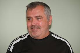 Recommendations please for a reasonably priced winch and winch bumper for a  defender 90, and where to buy. I wonder if there will be anybody has heard  of any available in the