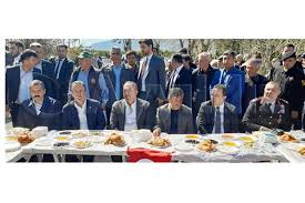 25 aralık 2013 tarihinde avrupa birliği bakanı oldu. Ayyildiz Toros Gazetesi Bakan Cavusoglu Ndan Sehit Ailesine Taziye Ziyaret