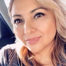 Nora Arreola's Instagram, Twitter & Facebook