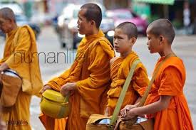 Thai women devotees practice during a first orientation to become buddhist novice monks at the songdhammakalyani monastery, nakhon pathom province. Becoming A Thai Buddhist Monk You May Have Seen Groups Of Thai
