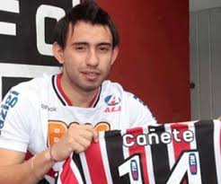 El diálogo con marcelo cañete, comentando la posibilidad de un cierre anticipado de torneo. Sao Paulo Presento A Marcelo Canete