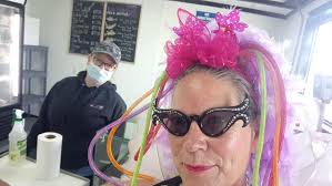 Imagine having these fish at your dock 😂 🤯