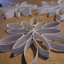 Klopapiersterne Diy Basteln Weihnachten Weihnachtsbasteln Fensterdeko Weihnachten Basteln