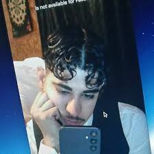 Stream kiz the goon music