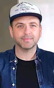 We always miss you Mark Feehily always we hope you're well. 🥰🥰🥰🥰  #WestlifeForever #westlife #fblifestyle #markfeehily