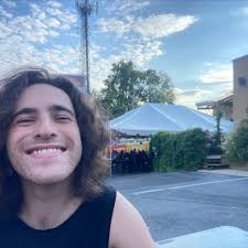 Happy Birthday to our wonderful head songleader Ian Simpson! Skip around  the room! 🎂🎈🎶