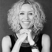 Tina Setser's Instagram, Twitter & Facebook