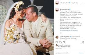 La noticia se hizo tendencia en twitter, donde muchas personas han hecho memes de la. El Amor Ha Ganado Andrea Legarreta Y Erik Rubin Celebraron Sus 20 Anos De Matrimonio Infobae