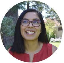 LAII Awards Mafalda 'Muffie' Larrichio and Pan-American Roundtable  Scholarships ::