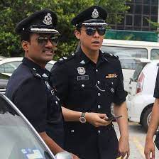 Kenapa negara luar byk citer polis.csi,ncis,murder,mentalist,hawai 5 0,paling lama law & order sampai berlumba2 drama polis diorg.tp malaysia hanya ada gerakkhas!!why??malaysia berlumba2 drama novel cintaaa…ape. Senarai Pelakon Gerak Khas Lama Aoc