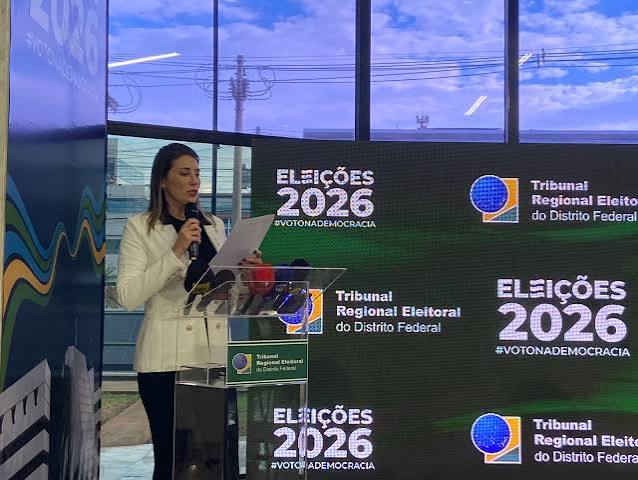 Pardal registra pelo menos 2,6 mil denúncias de propaganda irregular no DF durante eleições | Brasil de Fato