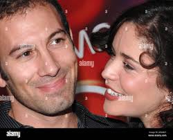 Flora martinez Banque de photographies et d'images à haute résolution